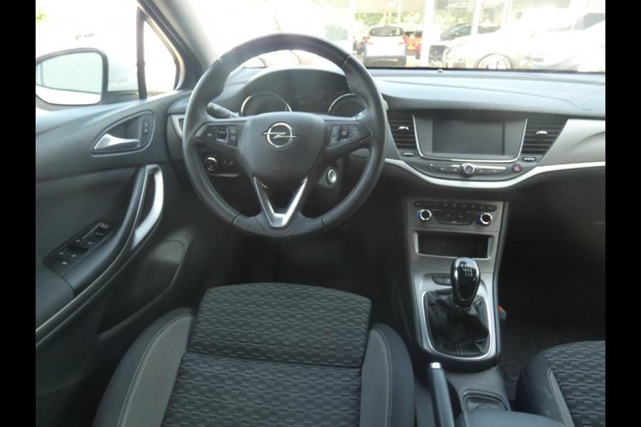Opel Astra Sports Tourer 1.2 Edition | TREKHAAK | NAVIGATIE | ACHTERUITRIJCAMERA |