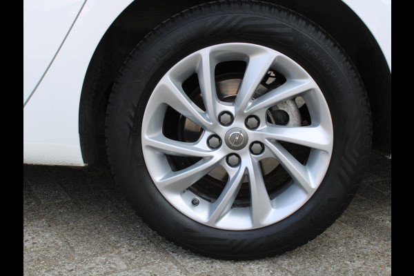 Opel Astra Sports Tourer 1.2 Edition | TREKHAAK | NAVIGATIE | ACHTERUITRIJCAMERA |