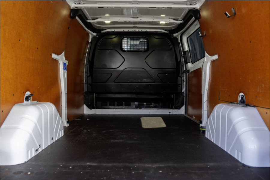 Ford Transit Custom 290 2.0 TDCI L2H1 | Automaat | Euro 6 |131PK | Camera | Navi | Airco | Cruise | PDC