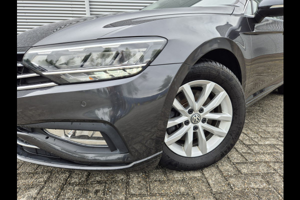 Volkswagen Passat Variant 1.5 TSI Comfort Business Automaat, airco,cruise,navigatie,trekhaak,parkeersensoren,