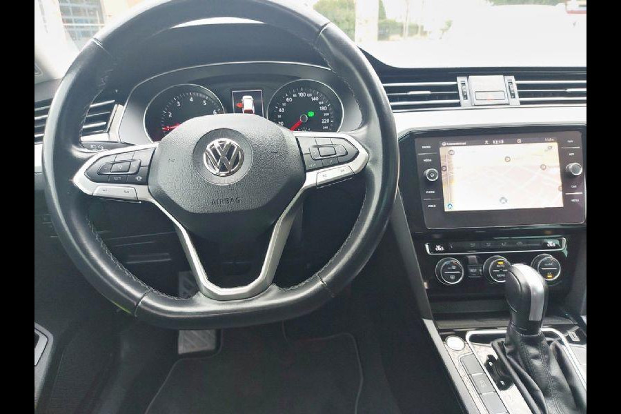 Volkswagen Passat Variant 1.5 TSI Comfort Business Automaat, airco,cruise,navigatie,trekhaak,parkeersensoren,