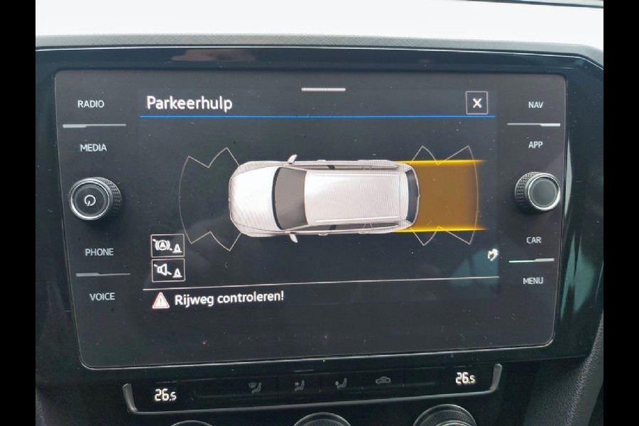 Volkswagen Passat Variant 1.5 TSI Comfort Business Automaat, airco,cruise,navigatie,trekhaak,parkeersensoren,