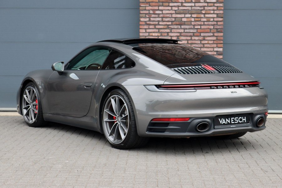 Porsche 911 992 3.0 Carrera 4S | 4-Wielbesturing | Panoramadak | Sport-Chrono | PASM | Burmester High-End | Surround Camera | Stoelventilatie- en verwarming | Night Vision |