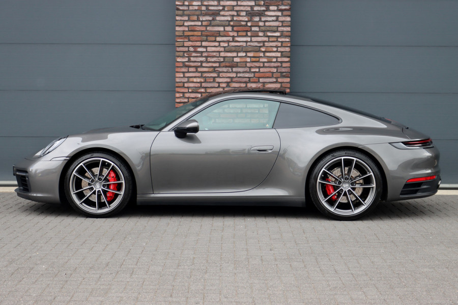 Porsche 911 992 3.0 Carrera 4S | 4-Wielbesturing | Panoramadak | Sport-Chrono | PASM | Burmester High-End | Surround Camera | Stoelventilatie- en verwarming | Night Vision |