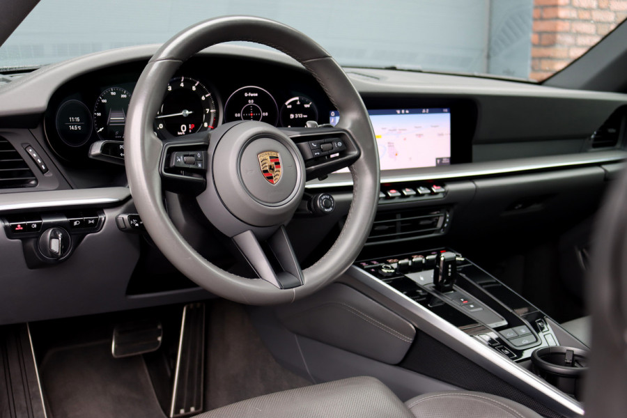 Porsche 911 992 3.0 Carrera 4S | 4-Wielbesturing | Panoramadak | Sport-Chrono | PASM | Burmester High-End | Surround Camera | Stoelventilatie- en verwarming | Night Vision |
