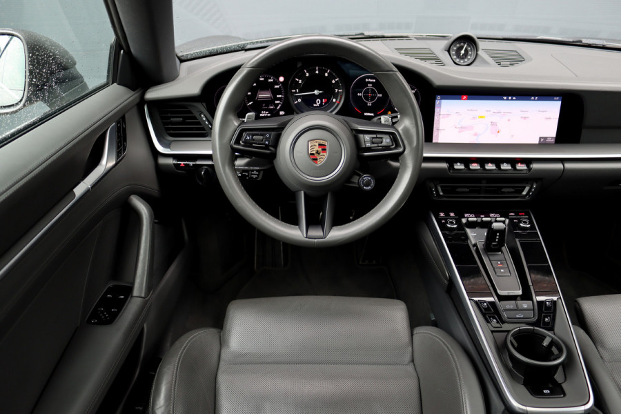 Porsche 911 992 3.0 Carrera 4S | 4-Wielbesturing | Panoramadak | Sport-Chrono | PASM | Burmester High-End | Surround Camera | Stoelventilatie- en verwarming | Night Vision |