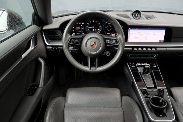 Porsche 911 992 3.0 Carrera 4S | 4-Wielbesturing | Panoramadak | Sport-Chrono | PASM | Burmester High-End | Surround Camera | Stoelventilatie- en verwarming | Night Vision |
