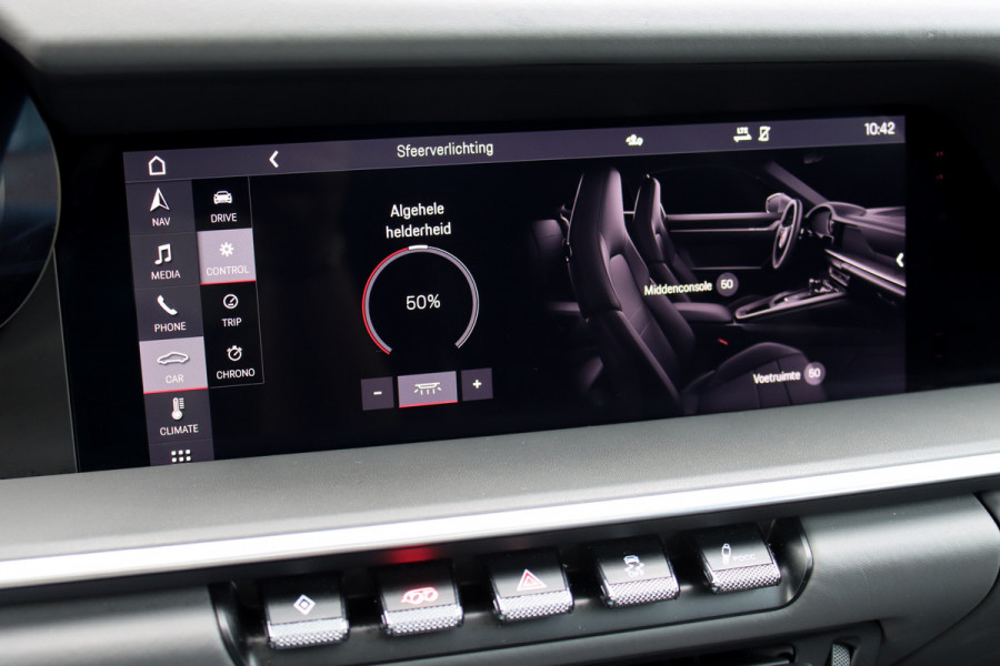 Porsche 911 992 3.0 Carrera 4S | 4-Wielbesturing | Panoramadak | Sport-Chrono | PASM | Burmester High-End | Surround Camera | Stoelventilatie- en verwarming | Night Vision |