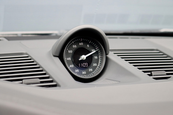 Porsche 911 992 3.0 Carrera 4S | 4-Wielbesturing | Panoramadak | Sport-Chrono | PASM | Burmester High-End | Surround Camera | Stoelventilatie- en verwarming | Night Vision |