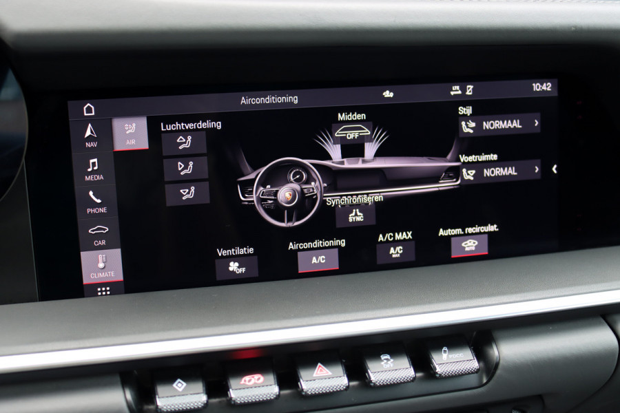 Porsche 911 992 3.0 Carrera 4S | 4-Wielbesturing | Panoramadak | Sport-Chrono | PASM | Burmester High-End | Surround Camera | Stoelventilatie- en verwarming | Night Vision |