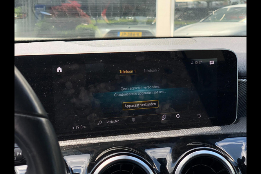 Mercedes-Benz A-Klasse 220 Advantage 190PK | Virt. Cockp., Camera, Navi, Stoelverw., LED, Half leder | NAP |