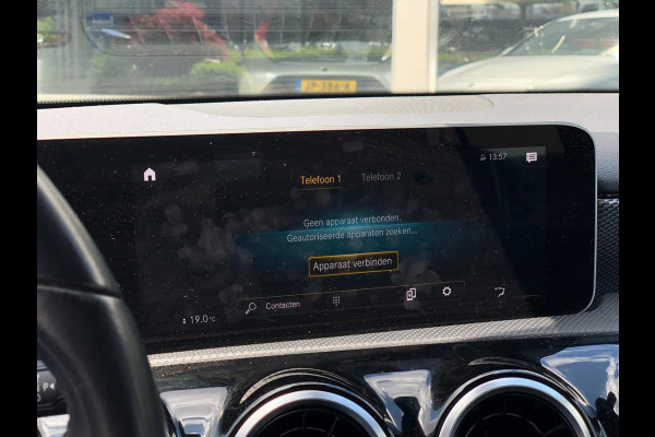 Mercedes-Benz A-Klasse 220 Advantage 190PK | Virt. Cockp., Camera, Navi, Stoelverw., LED, Half leder | NAP |
