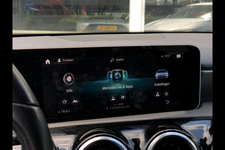 Mercedes-Benz A-Klasse 220 Advantage 190PK | Virt. Cockp., Camera, Navi, Stoelverw., LED, Half leder | NAP |