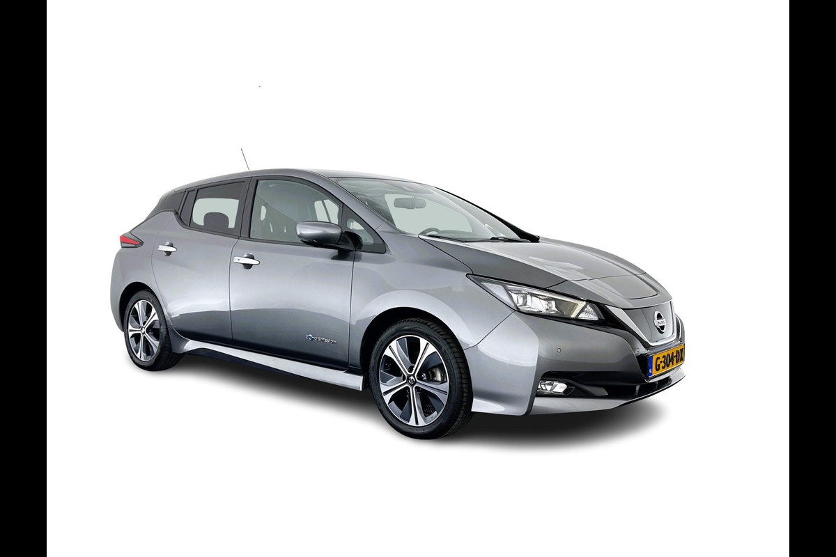Nissan Leaf Tekna 40 kWh (INCL.BTW) Aut. *1/2LEATHER | FULL-LED | BOSE-SURROUND | ADAPTIVE-CRUISE | TOP-VIEW | KEYLESS | NAVI-FULLMAP | BLINDSPOT | DAB+ | ECC | PDC | HEATED-COMFORT-SEATS | TOWBAR | DIGI-COCKPIT | 17 Nissan Leaf Tekna 40 kWh (INCL.BTW) Aut. *1/2LEATHER | FULL-LED | BOSE-SURROUND | ADAPTIVE-CRUISE | TOP-VIEW | KEYLESS | NAVI-FULLMAP | BLINDSPOT | DAB+ | ECC | PDC | HEATED-COMFORT-SEATS | TOWBAR | DIGI-COCKPIT | 17