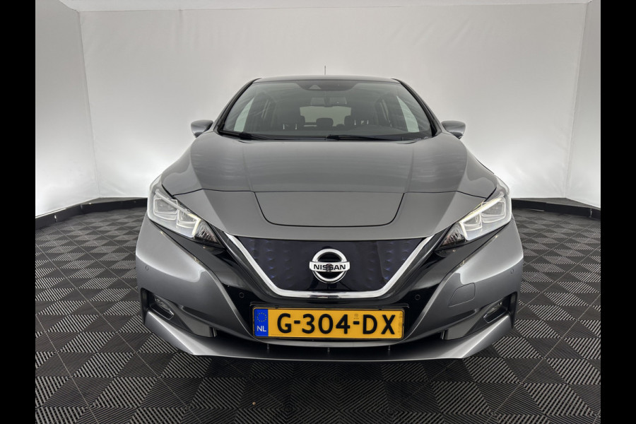 Nissan Leaf Tekna 40 kWh Aut. *LEATHER-FABRIC | FULL-LED | BOSE-SURROUND | ADAPTIVE-CRUISE | TOPVIEW | KEYLESS | NAVI-FULLMAP | BLINDSPOT | DAB+ | PDC | HEATED-COMFORTSEATS | TOWBAR | DIGI-COCKPIT | 17"ALU