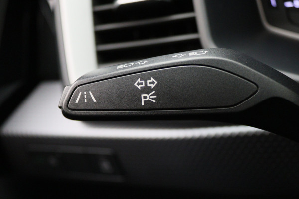 Audi A1 Sportback 25 TFSI Pro Line Virtual Cockpit, Apple Carplay, Lane Assist, Cruise, PDC