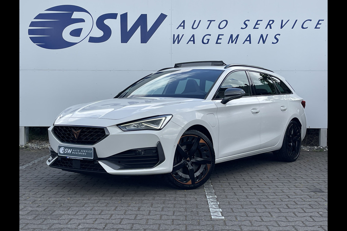 CUPRA Leon Sportstourer 1.4 e-Hybrid VZ Performance | Pano | Camera | CarPlay | ACC | LED | Keyless | 19 inch CUPRA Leon Sportstourer 1.4 e-Hybrid VZ Performance | Pano | Camera | CarPlay | ACC | LED | Keyless | 19 inch