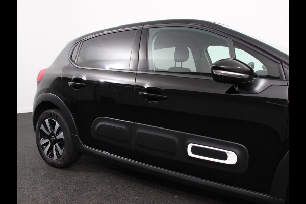 Citroën C3 1.2 PureTech Max Automaat  Airco Navigatie d.m.v.Apple carplay / Android Auto Parksensoren Lichtmetalen Velgen