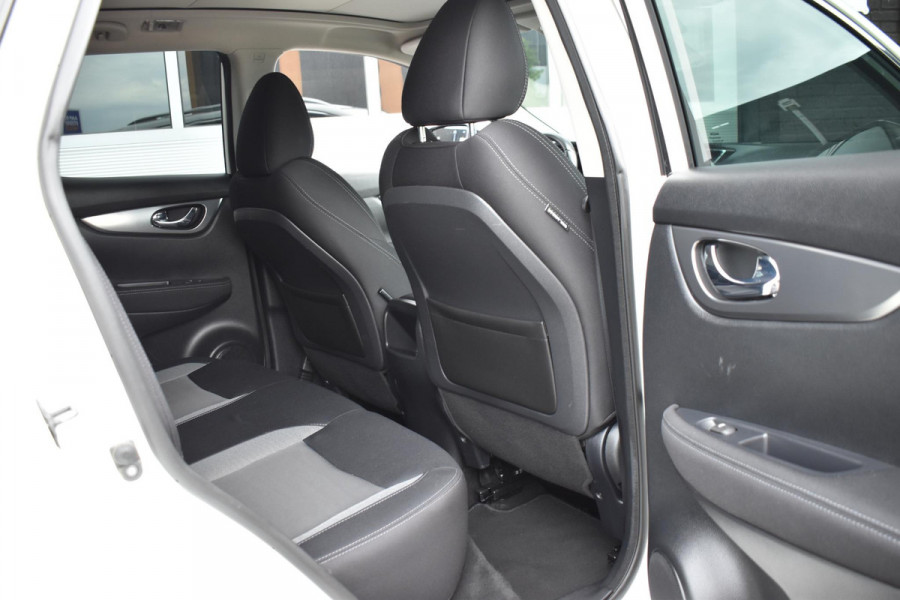 Nissan QASHQAI 1.2 DIG-T 116PK Aut. N-Connecta | Panodak | Camera | Navi | Incl. garantie