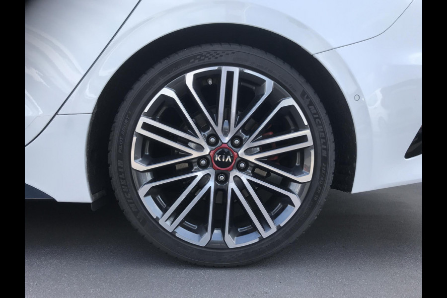 Kia ProCeed 1.6 GT 204pk Automaat 7 JAAR GARANTIE