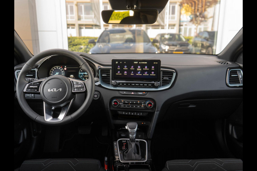 Kia Ceed 1.0 T-GDi MHEV Design Edition | Direct leverbaar | Stoel & stuur-verwarming | JBL | PDC voor & achter