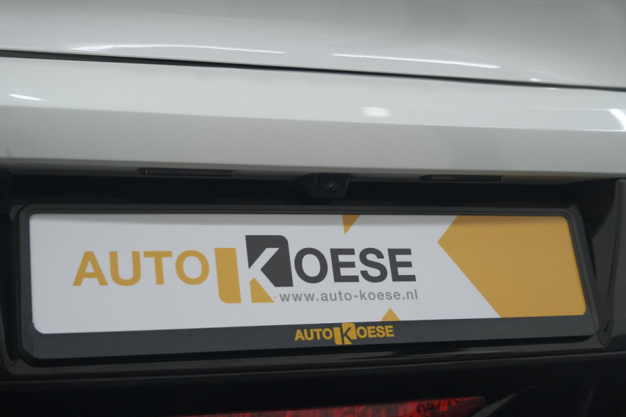 Peugeot 208 PureTech 100 EAT8 Allure Pack | Camera | Navigatie | Apple Carplay | Parkeersensoren | 17 Inch Lichtmetalen Velgen
