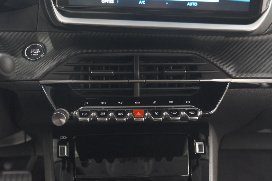 Peugeot 208 PureTech 100 EAT8 Allure Pack | Camera | Navigatie | Apple Carplay | Parkeersensoren | 17 Inch Lichtmetalen Velgen