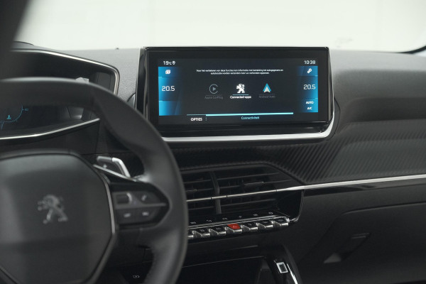 Peugeot 208 PureTech 100 EAT8 Allure Pack | Camera | Navigatie | Apple Carplay | Parkeersensoren | 17 Inch Lichtmetalen Velgen