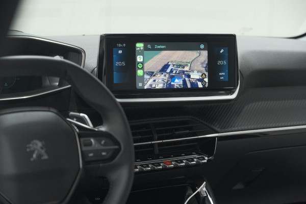 Peugeot 208 PureTech 100 EAT8 Allure Pack | Camera | Navigatie | Apple Carplay | Parkeersensoren | 17 Inch Lichtmetalen Velgen
