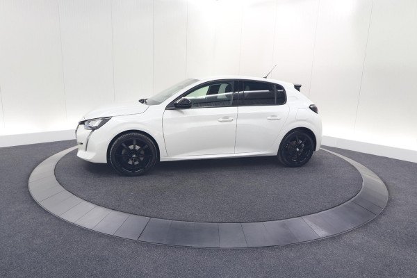 Peugeot 208 PureTech 100 EAT8 Allure Pack | Camera | Navigatie | Apple Carplay | Parkeersensoren | 17 Inch Lichtmetalen Velgen
