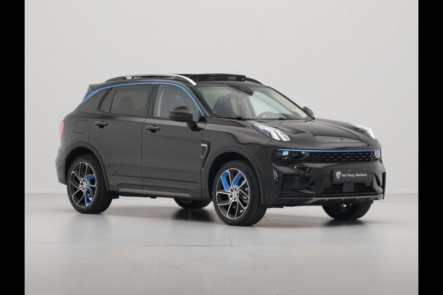 Lynk & Co 01 1.5 Panorama Camera Stoelverwarming Side Assist Carplay 323