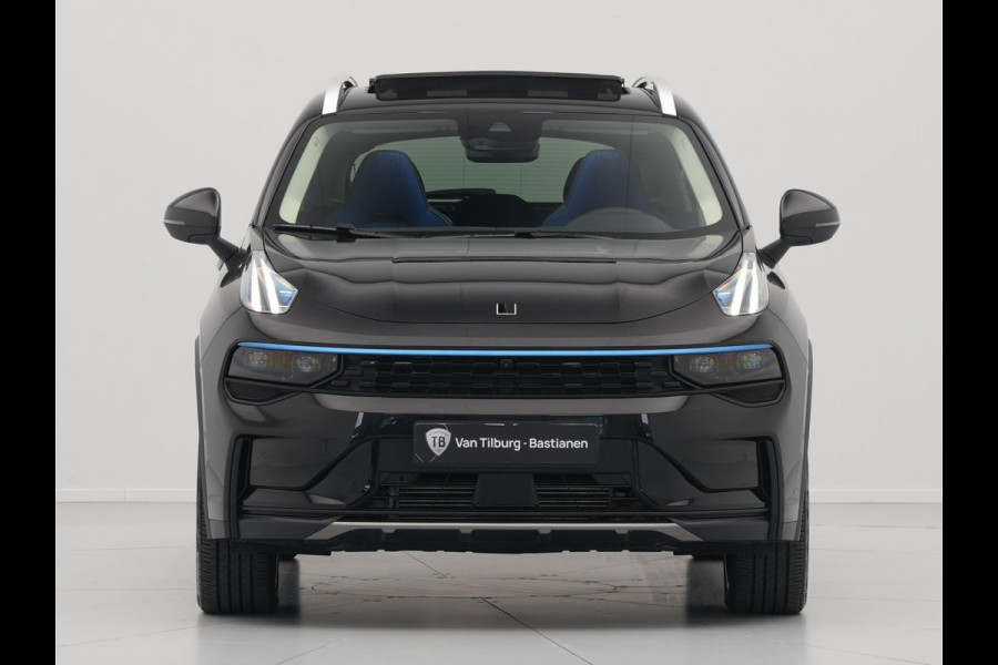 Lynk & Co 01 1.5 Panorama Camera Stoelverwarming Side Assist Carplay 323