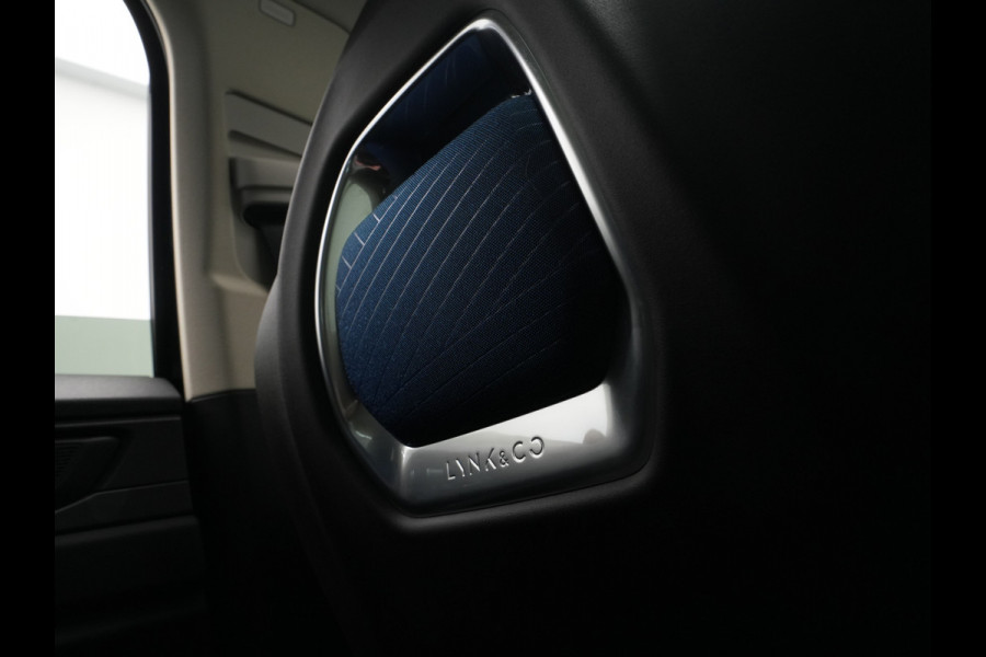 Lynk & Co 01 1.5 Panorama Camera Stoelverwarming Side Assist Carplay 323