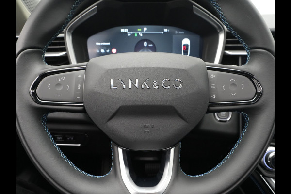 Lynk & Co 01 1.5 Panorama Camera Stoelverwarming Side Assist Carplay 323