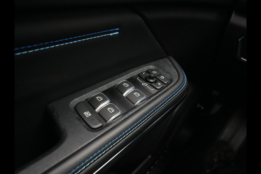 Lynk & Co 01 1.5 Panorama Camera Stoelverwarming Side Assist Carplay 323