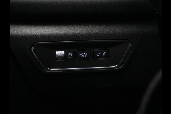Lynk & Co 01 1.5 Panorama Camera Stoelverwarming Side Assist Carplay 323