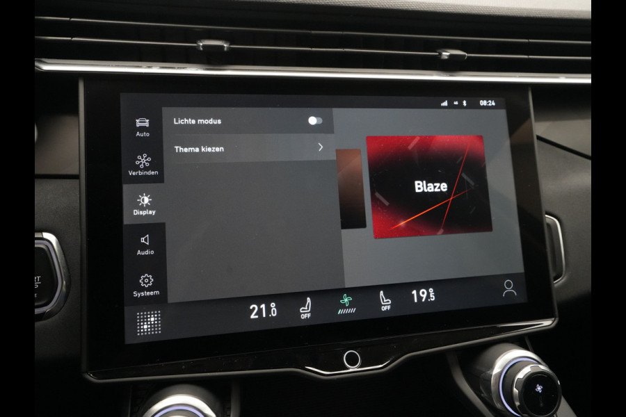 Lynk & Co 01 1.5 Panorama Camera Stoelverwarming Side Assist Carplay 323