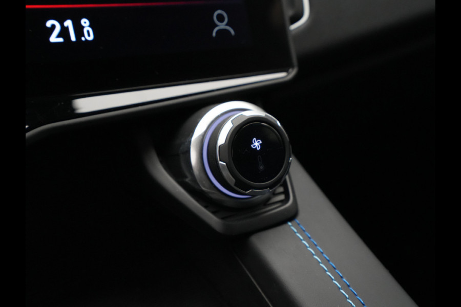 Lynk & Co 01 1.5 Panorama Camera Stoelverwarming Side Assist Carplay 323