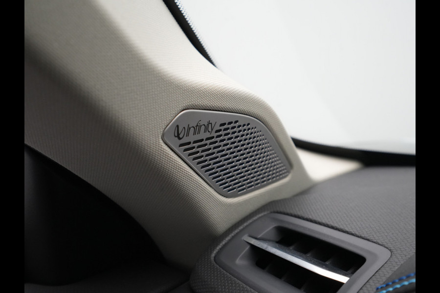Lynk & Co 01 1.5 Panorama Camera Stoelverwarming Side Assist Carplay 323