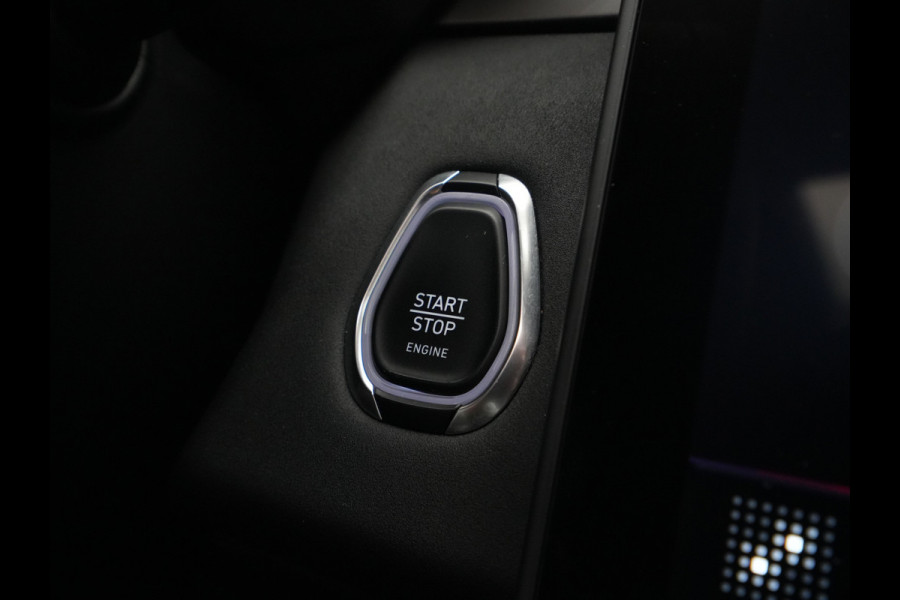 Lynk & Co 01 1.5 Panorama Camera Stoelverwarming Side Assist Carplay 323