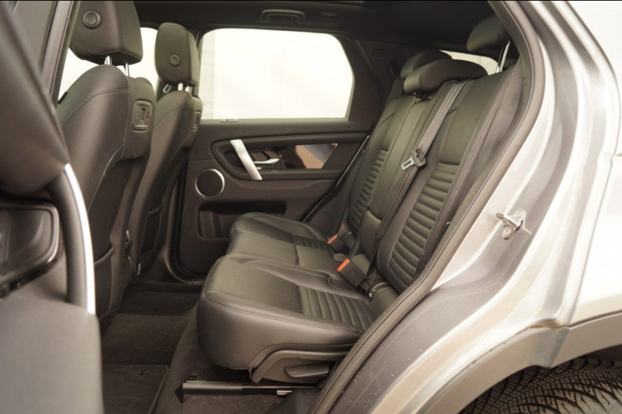 Land Rover Discovery Sport P300e 1.5 200pk HSE PHEV -LEER-PANO-ECC-