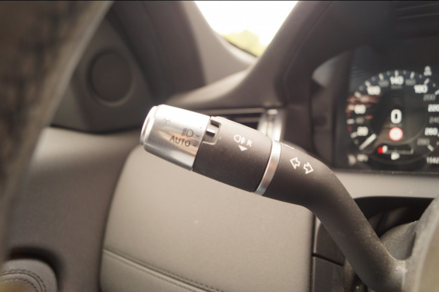 Land Rover Discovery Sport P300e 1.5 200pk HSE PHEV -LEER-PANO-ECC-