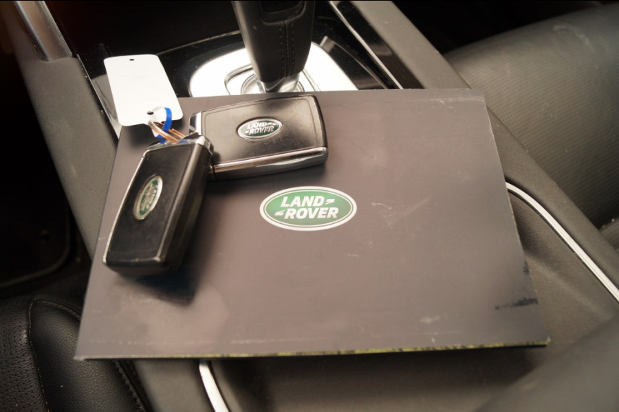 Land Rover Discovery Sport P300e 1.5 200pk HSE PHEV -LEER-PANO-ECC-