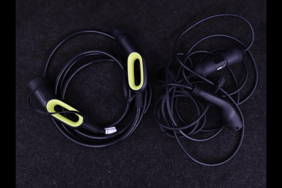 Lynk & Co 01 1.5 Plug In | Panoramadak | Infinity by Harman | 360 camera | Adaptive cruise | Stoelverwarming | Carplay | Memory | Full LED