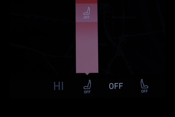 Lynk & Co 01 1.5 Plug In | Panoramadak | Infinity by Harman | 360 camera | Adaptive cruise | Stoelverwarming | Carplay | Memory | Full LED