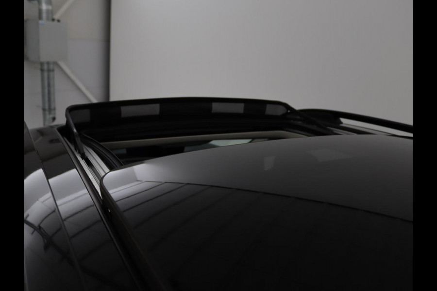 Lynk & Co 01 1.5 Plug In | Panoramadak | Infinity by Harman | 360 camera | Adaptive cruise | Stoelverwarming | Carplay | Memory | Full LED