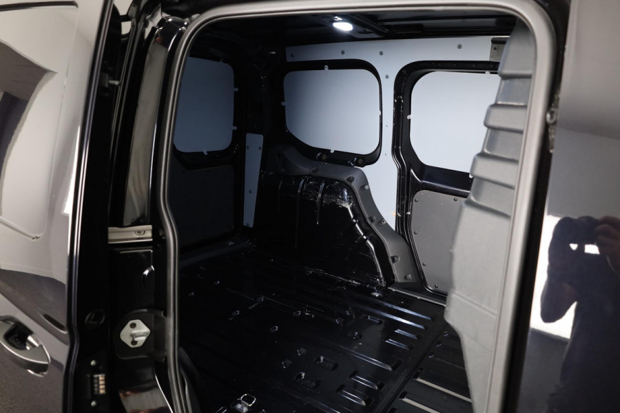 Volkswagen Caddy Cargo 2.0 TDI Comfort 75 PK | Navigatie via app | Parkeersensoren | Airco |