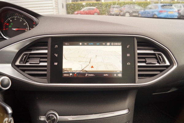 Peugeot 308 SW 1.2 PureTech 130pk Automaat Premium -PANO-ECC-