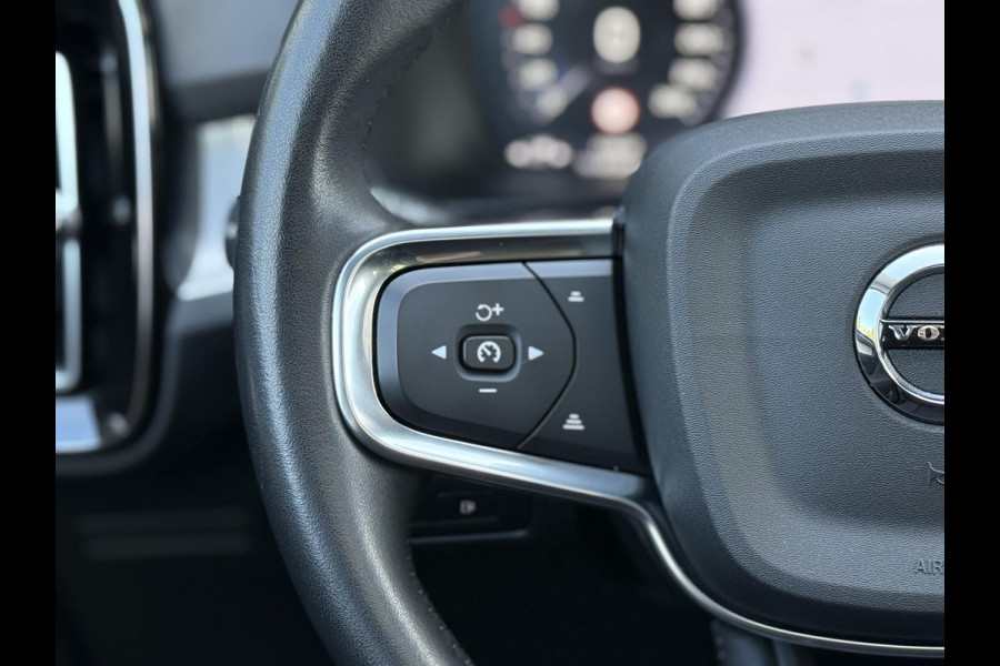 Volvo XC40 1.5 T5 Recharge Bus. Pro Pano|El.Trekhaak|Harman Kardon|Cam