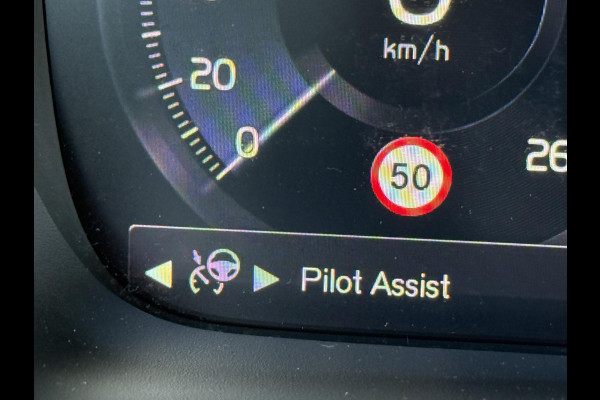 Volvo XC40 1.5 T5 Recharge Bus. Pro Pano|El.Trekhaak|Harman Kardon|Cam